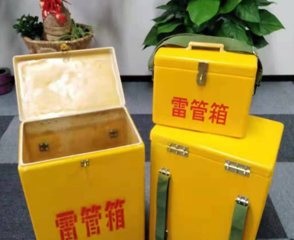 平江玻璃钢雷管箱有哪些特点
